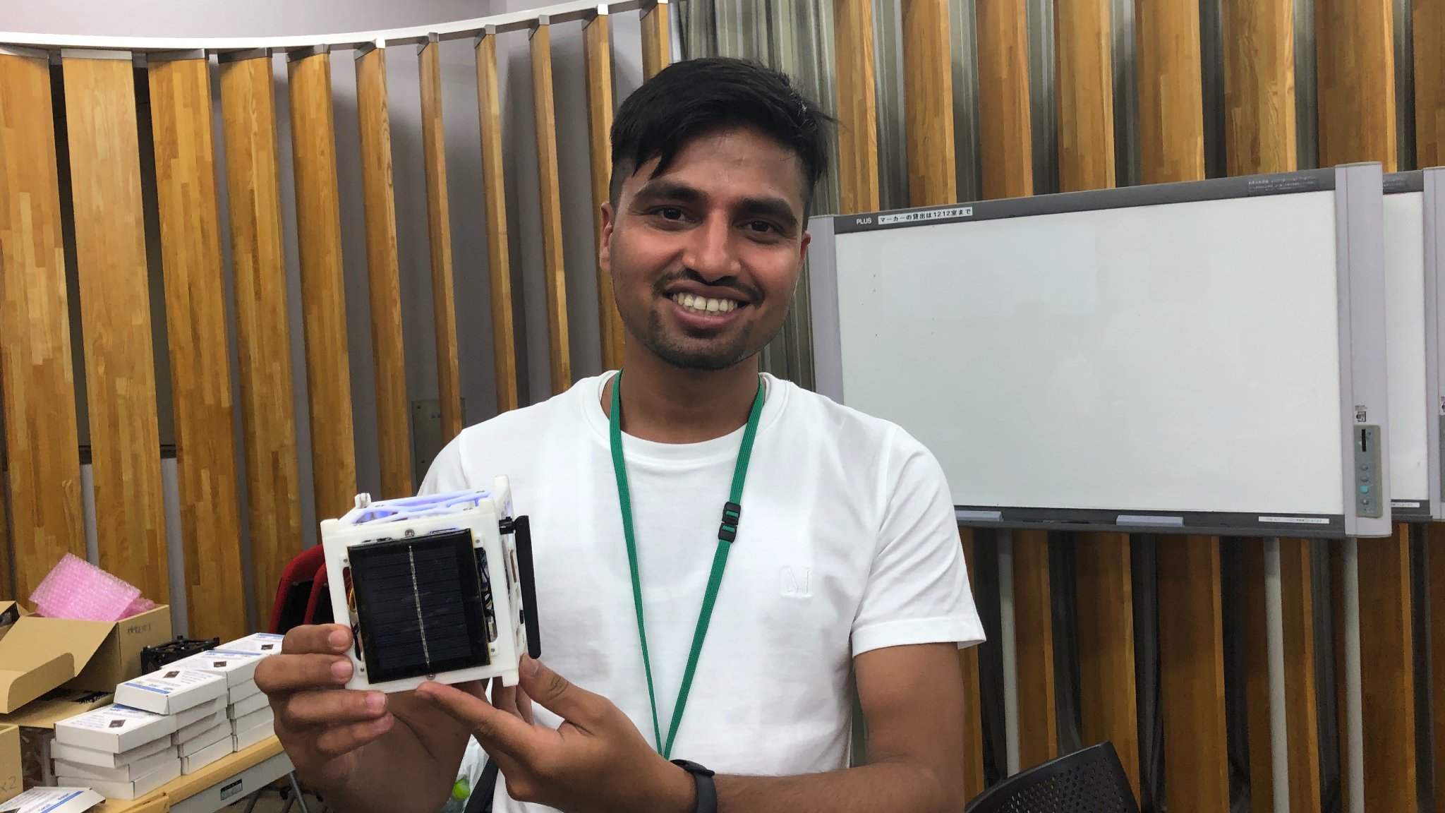 With Satellite Training Kit